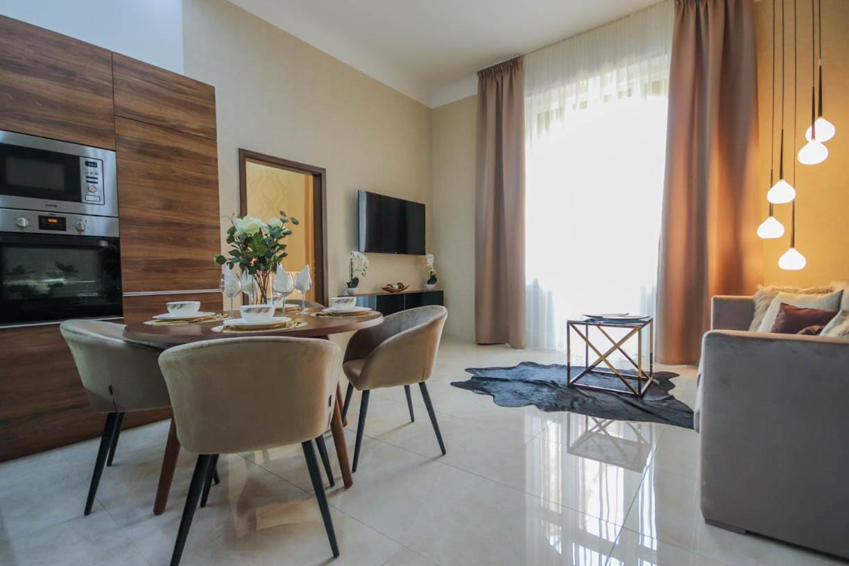 Bengt Dohany Str. Hotel de apartamente *