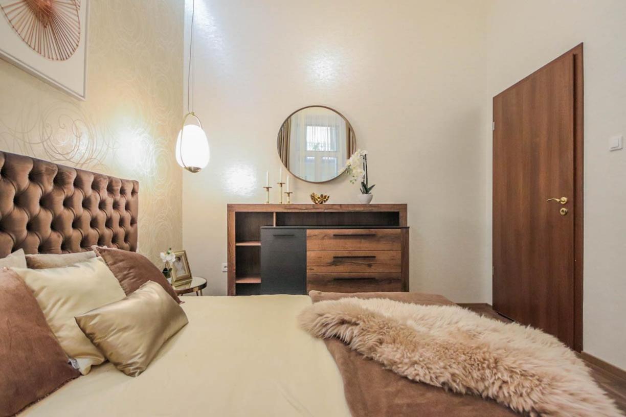 Hotel de apartamente Bengt Dohany Str. *